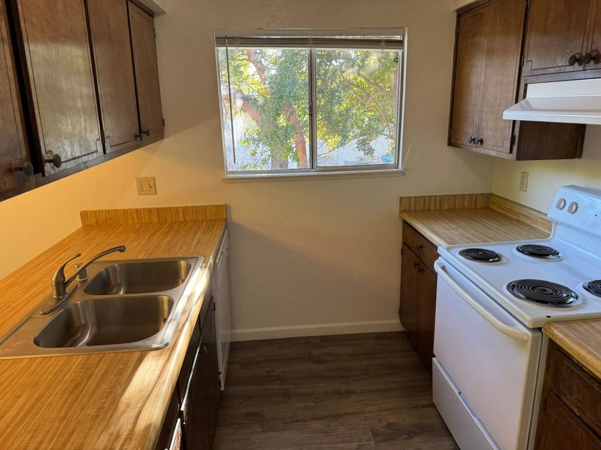 Apartment for rent at 1020 W 3rd St, Chico, CA 95928