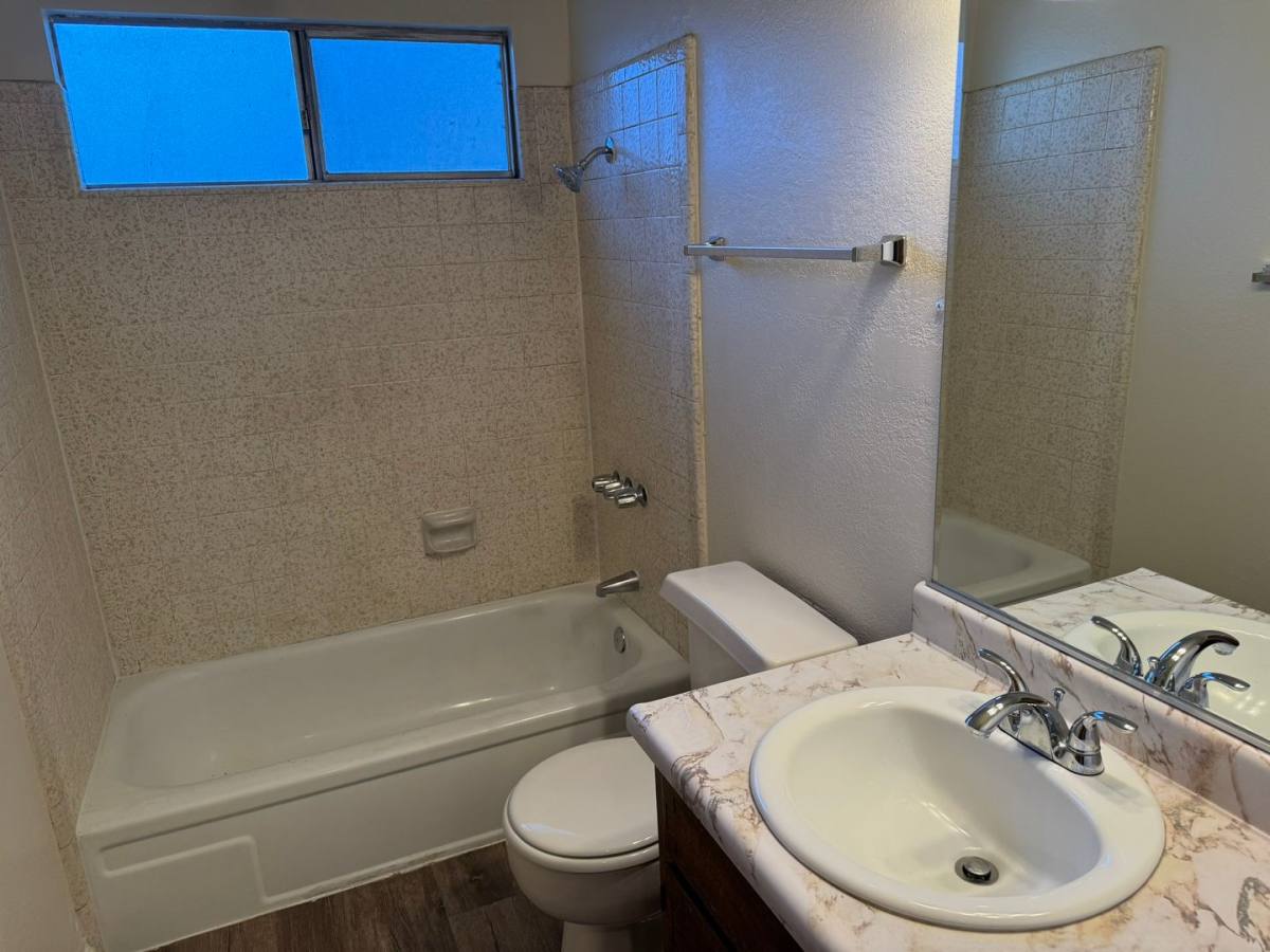 Apartment for rent at 1020 W 3rd St, Chico, CA 95928