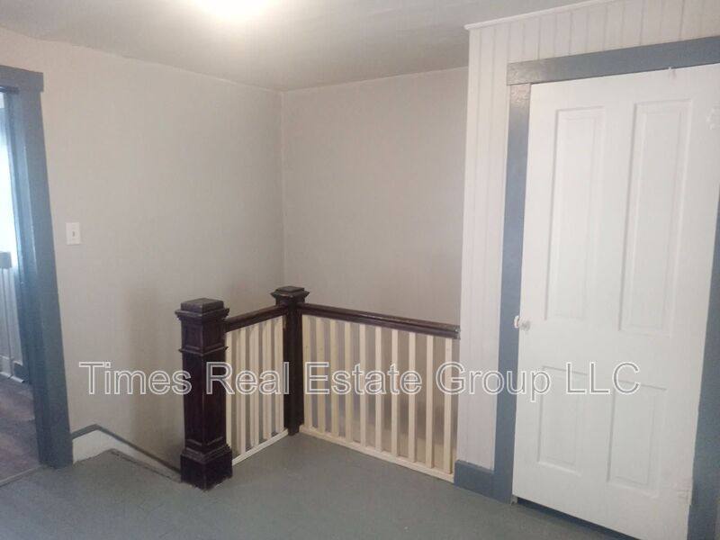 Apartment for rent at 206 W Railroad Park, Pottsville, PA 17901