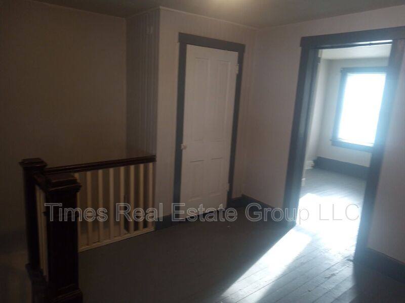 Apartment for rent at 206 W Railroad Park, Pottsville, PA 17901