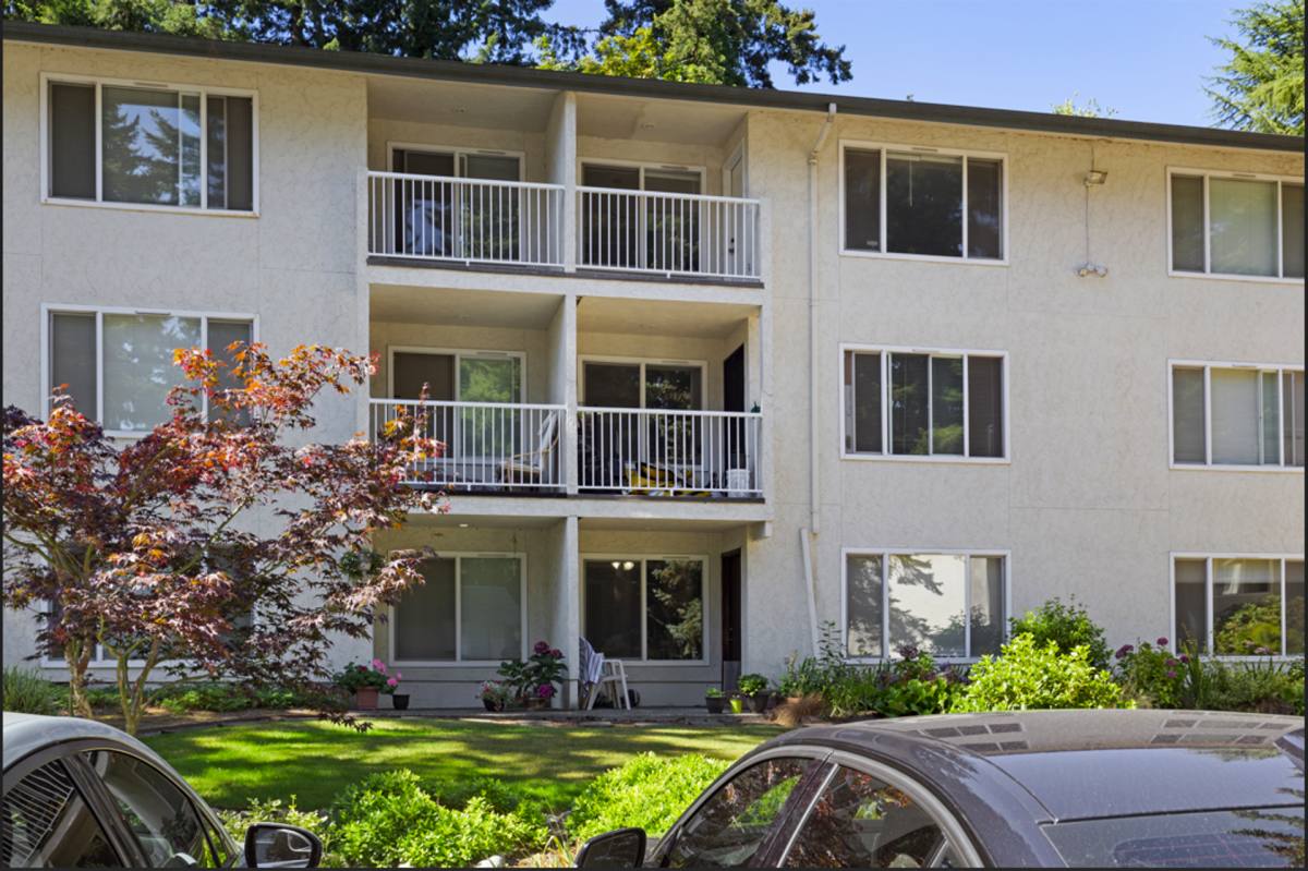 Townhouse for rent at 7919-7929 236th St SW, Edmonds, WA 98026