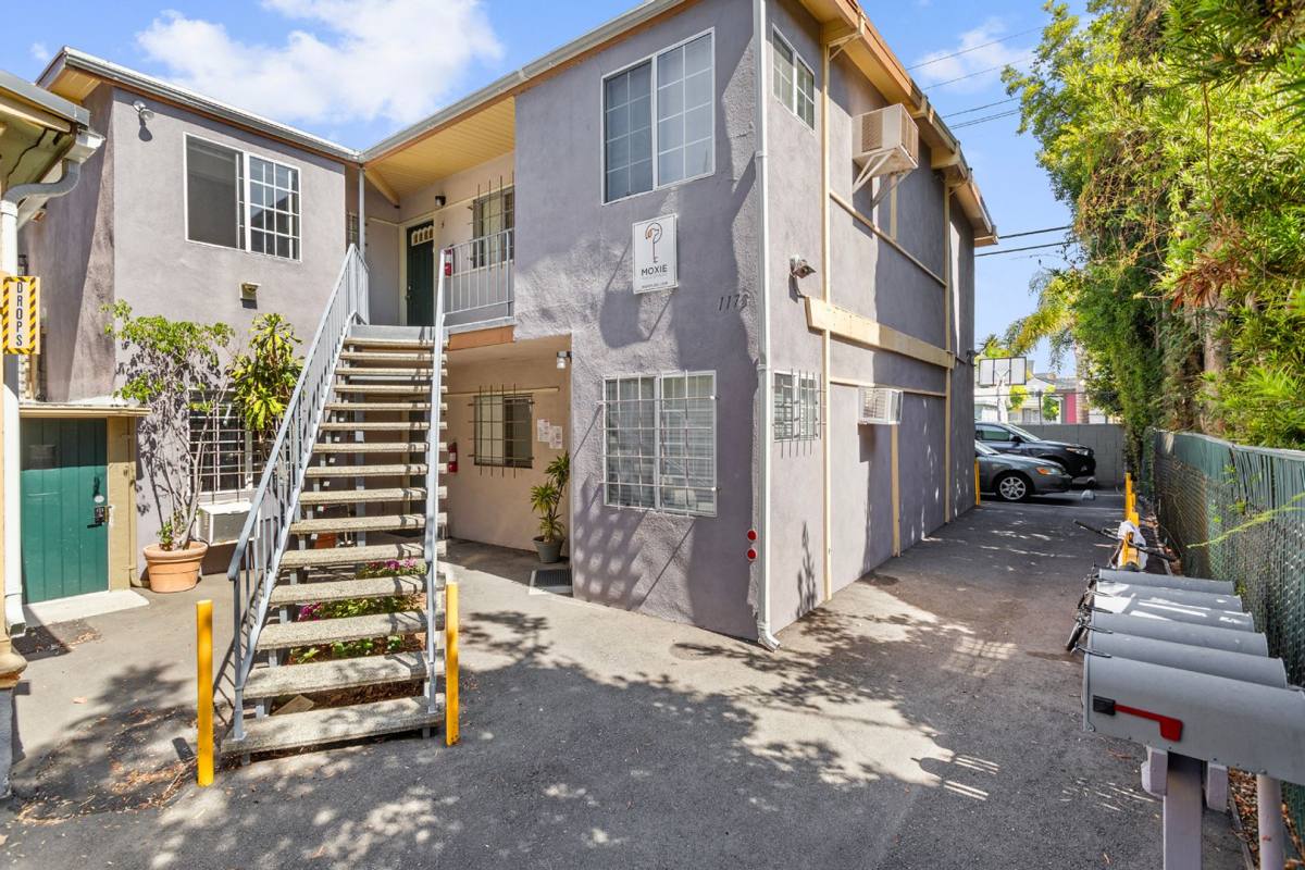 Apartment for rent at 1173 W 29th St, Los Angeles, CA 90007