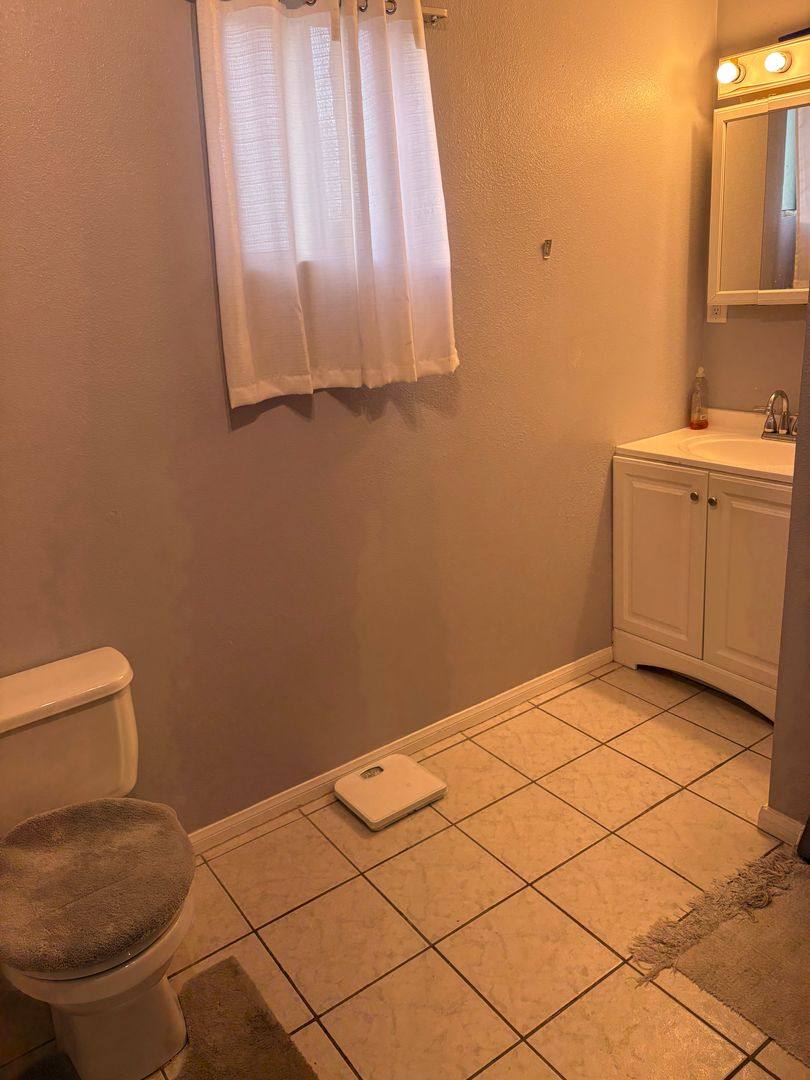Townhouse for rent at 1709 Shadow Mountain Place, Las Vegas, NV 89108