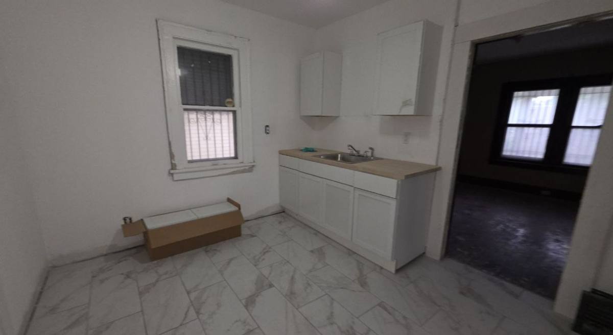 House for rent at 13721 Diana Ave, Cleveland, OH 44110
