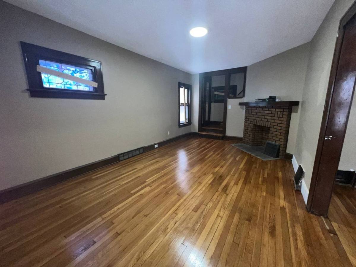 House for rent at 13721 Diana Ave, Cleveland, OH 44110