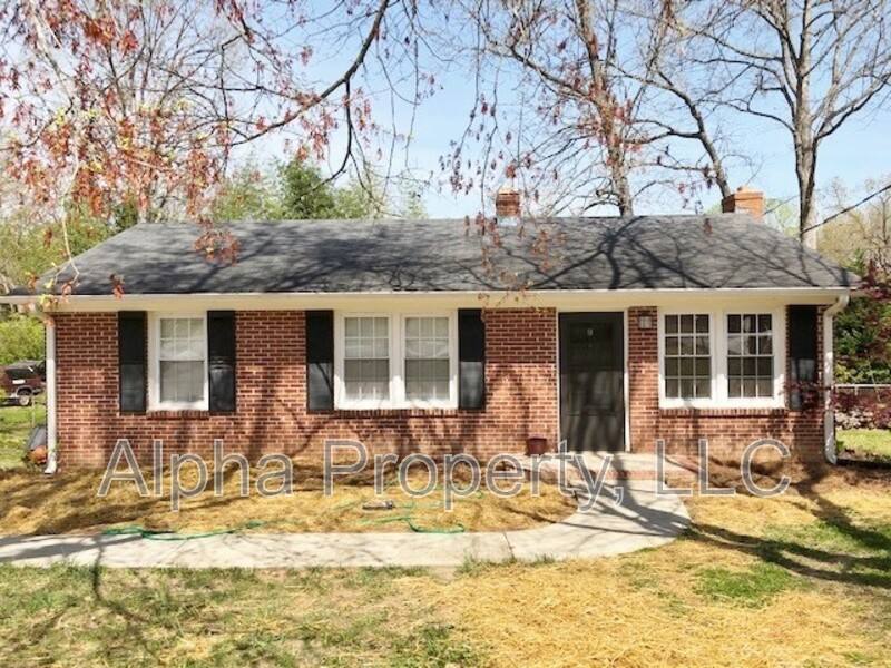House for rent at 7 Pembroke Lane, Taylors, SC 29687