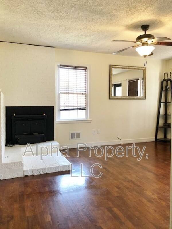House for rent at 7 Pembroke Lane, Taylors, SC 29687