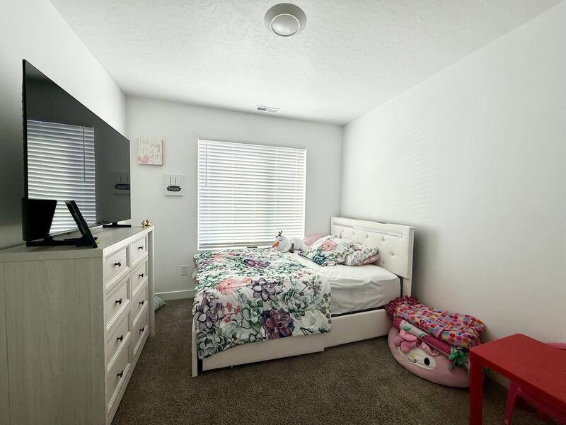 Townhouse for rent at 38 N Northshore Dr, Saratoga Springs, UT 84045