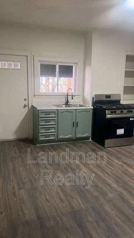 House for rent at 2917 Shadeland Ave, Pittsburgh, PA 15212
