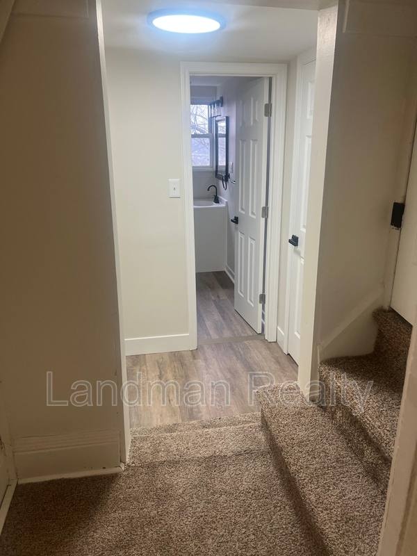 House for rent at 2917 Shadeland Ave, Pittsburgh, PA 15212