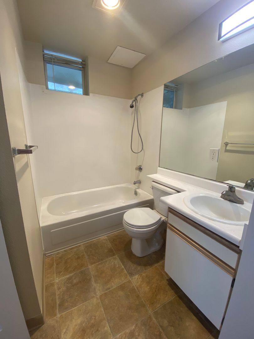 Apartment for rent at 2018 NW Everett St, Portland, OR 97209