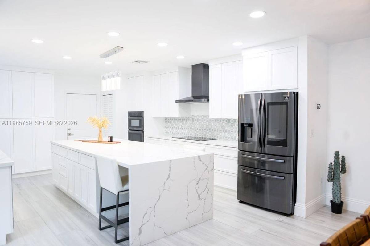 House for rent at 2948 Hidden Harbour Court, Fort Lauderdale, FL 33312