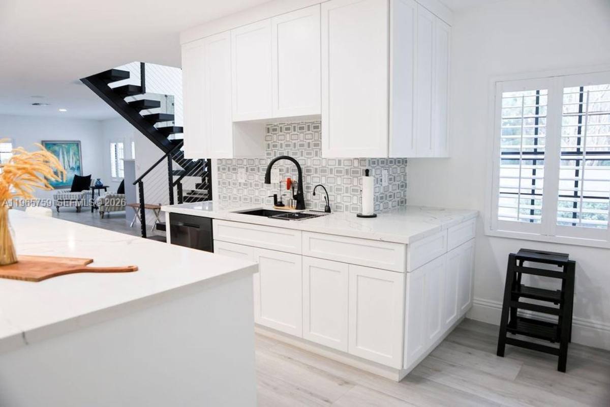 House for rent at 2948 Hidden Harbour Court, Fort Lauderdale, FL 33312