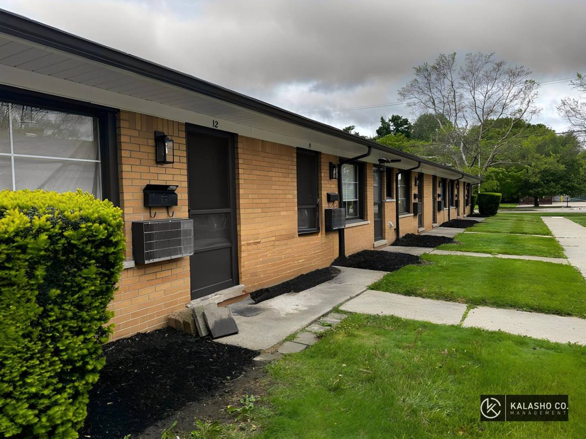 Apartment for rent at 314-320 N Ave, Mount Clemens, MI 48043