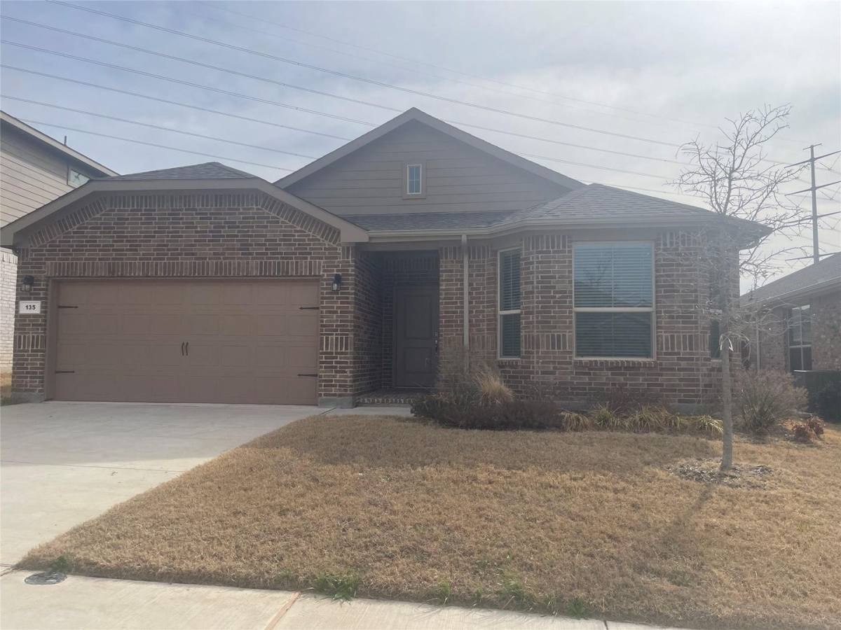 House for rent at 135 Lunayena Rd, Rhome, TX 76078