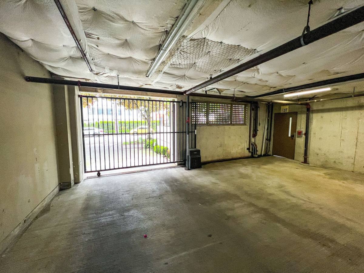 Harvard Vista, 212 Harvard Ave E, Seattle, WA 98102 - Apartment for Rent - Image 3