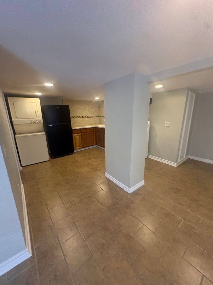 House for rent at 2205 33rd St, Galveston, TX 77550