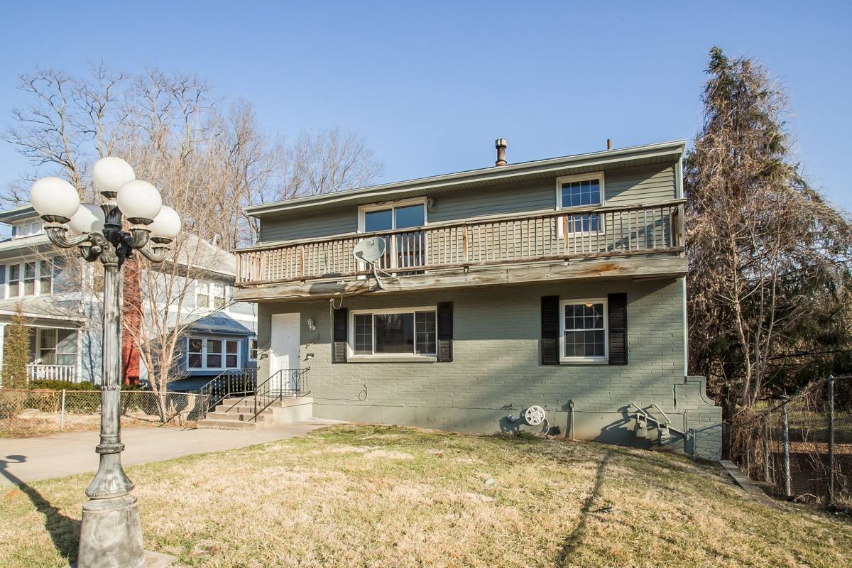 Apartment for rent at 3604 E 61st St, Kansas City, MO 64130