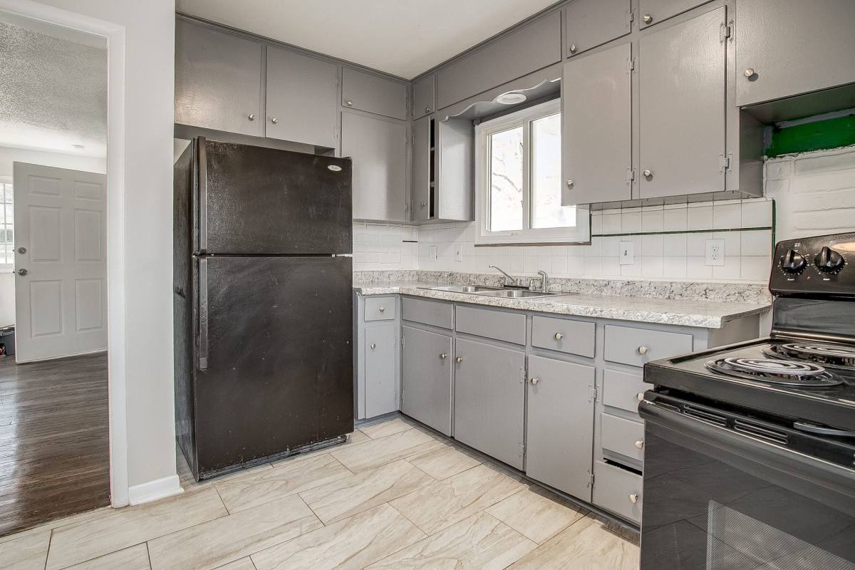 Apartment for rent at 3604 E 61st St, Kansas City, MO 64130
