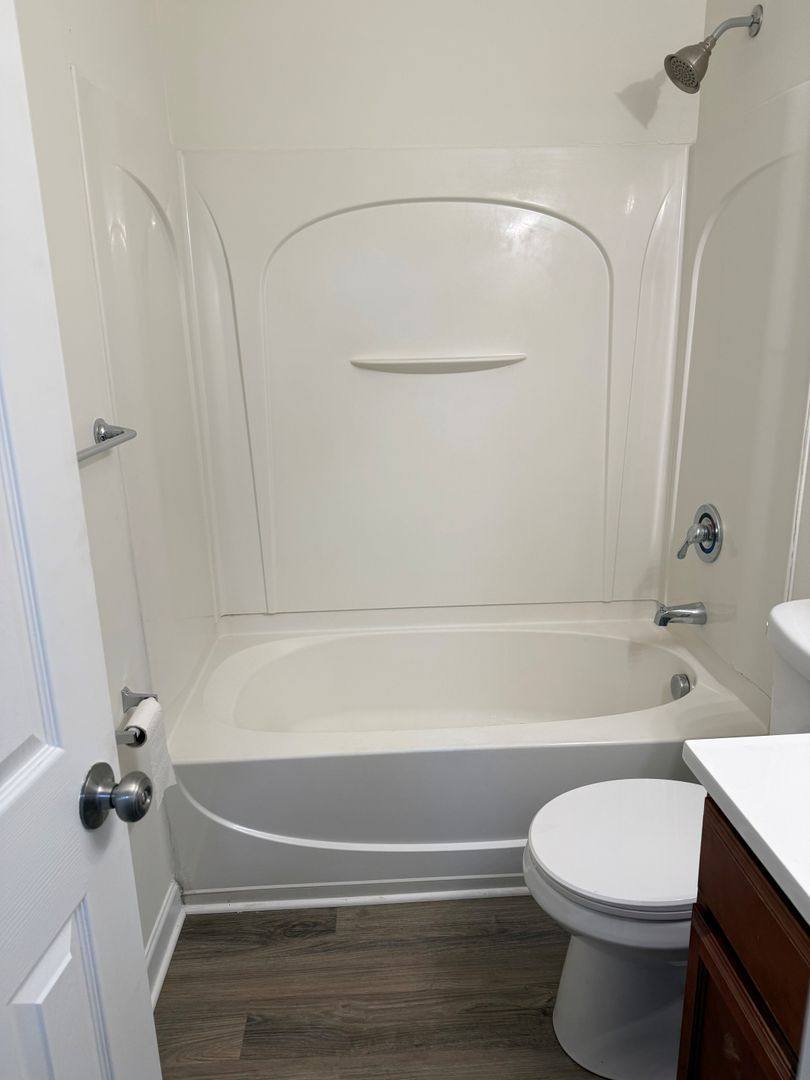 Apartment for rent at 912 Rowan St, Charlotte, NC 28208