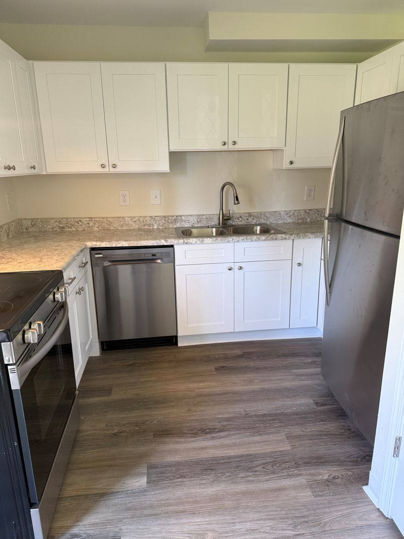 Apartment for rent at 912 Rowan St, Charlotte, NC 28208