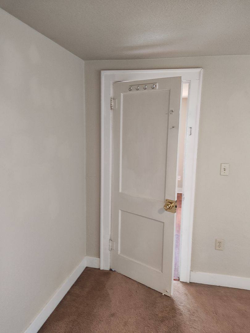 Apartment for rent at 1825 & 1827 Mill St, Eugene, OR 97401