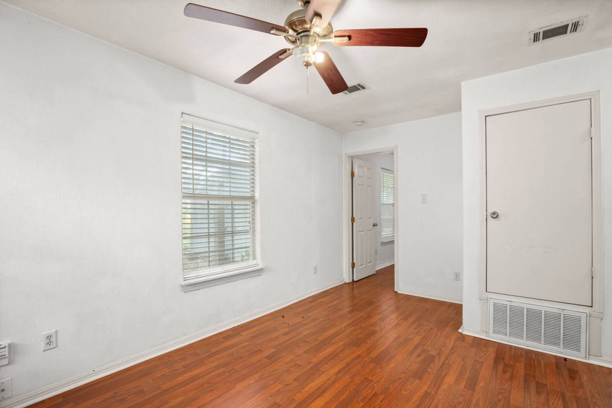 House for rent at 2610 E 3rd St #B, Austin, TX 78702