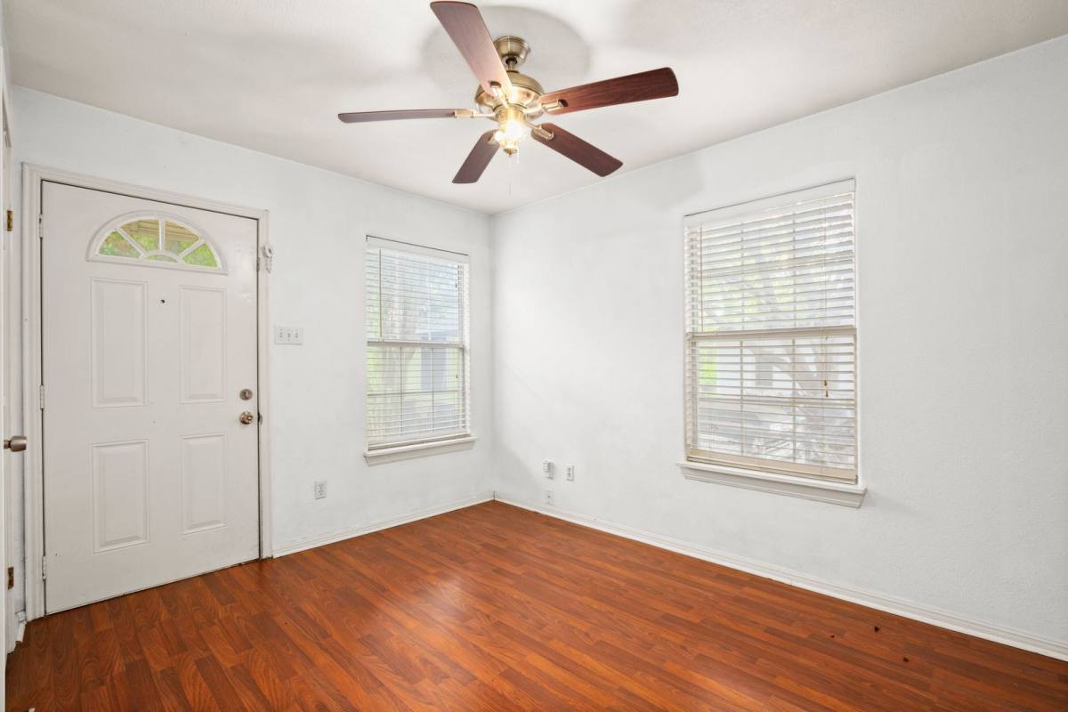 House for rent at 2610 E 3rd St #B, Austin, TX 78702