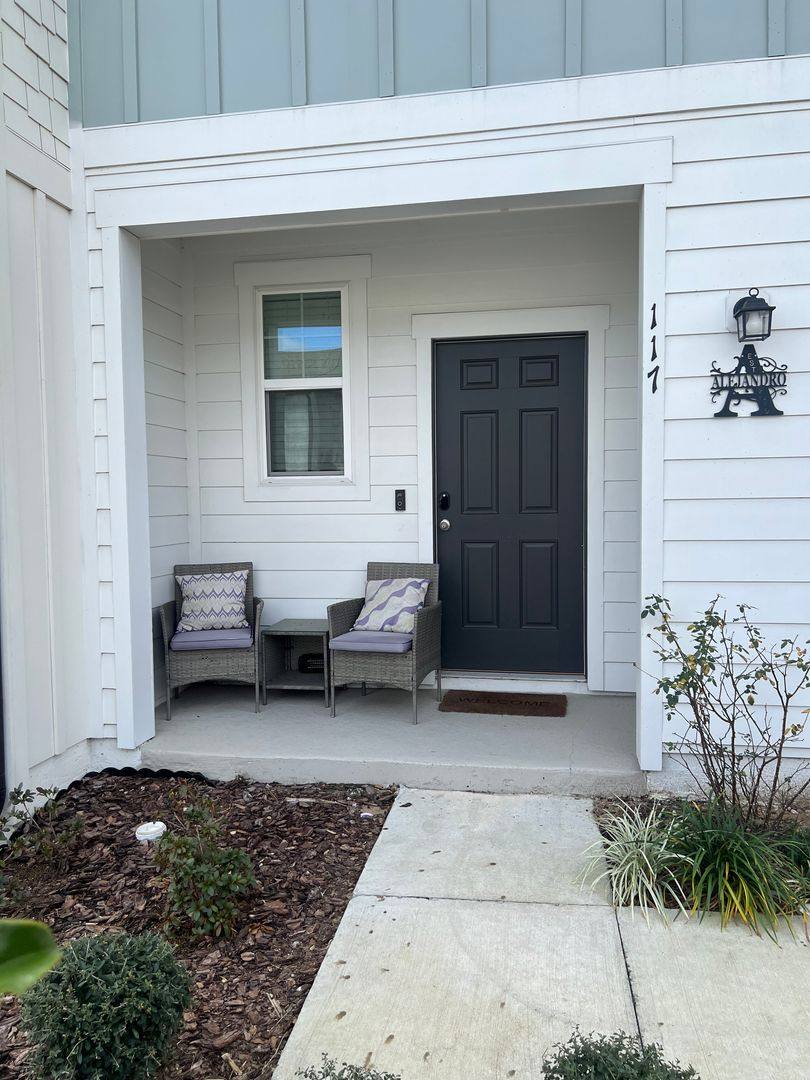 Townhouse for rent at 117 Mandovi St, Davenport, FL 33837