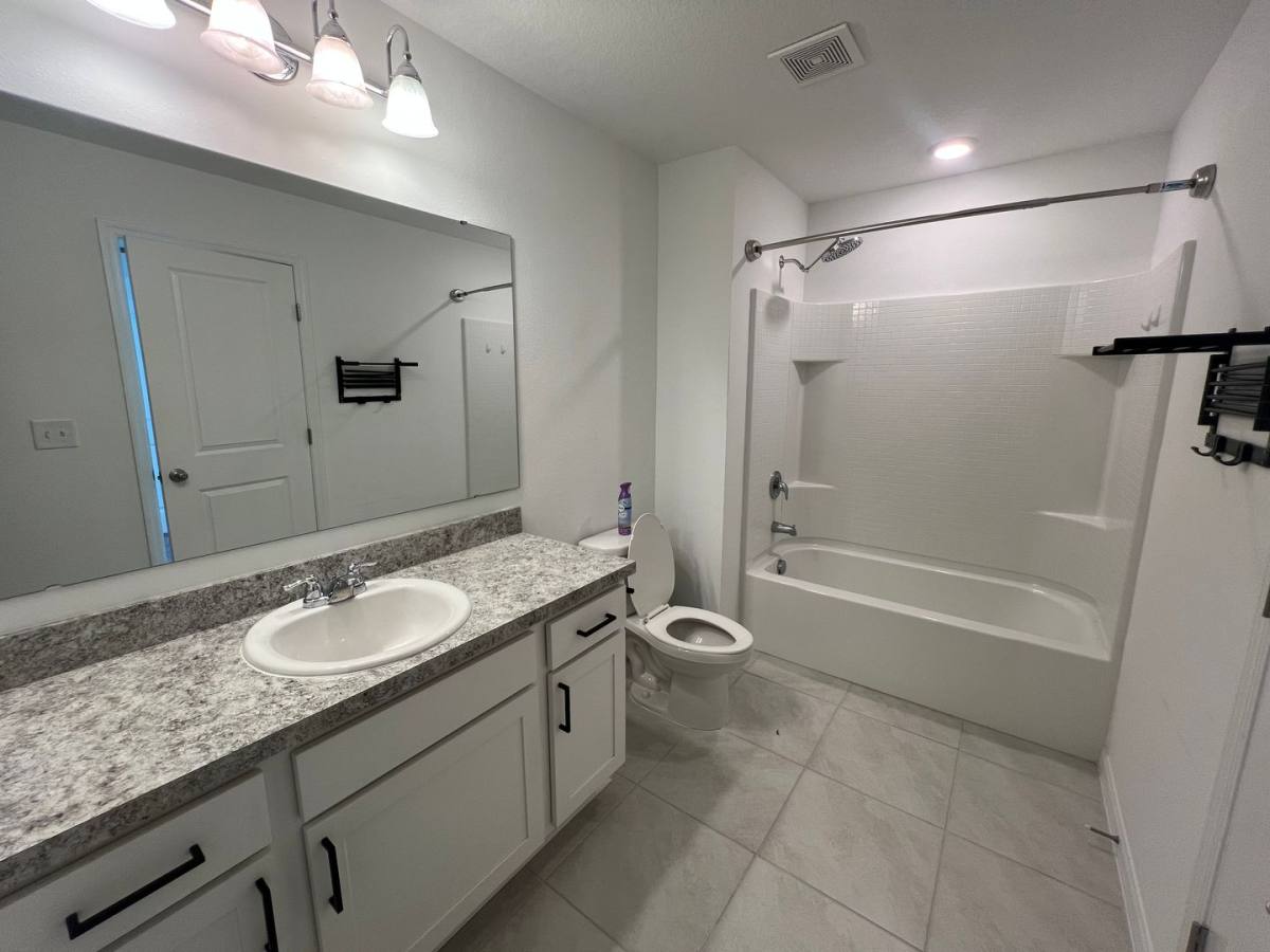Townhouse for rent at 117 Mandovi St, Davenport, FL 33837