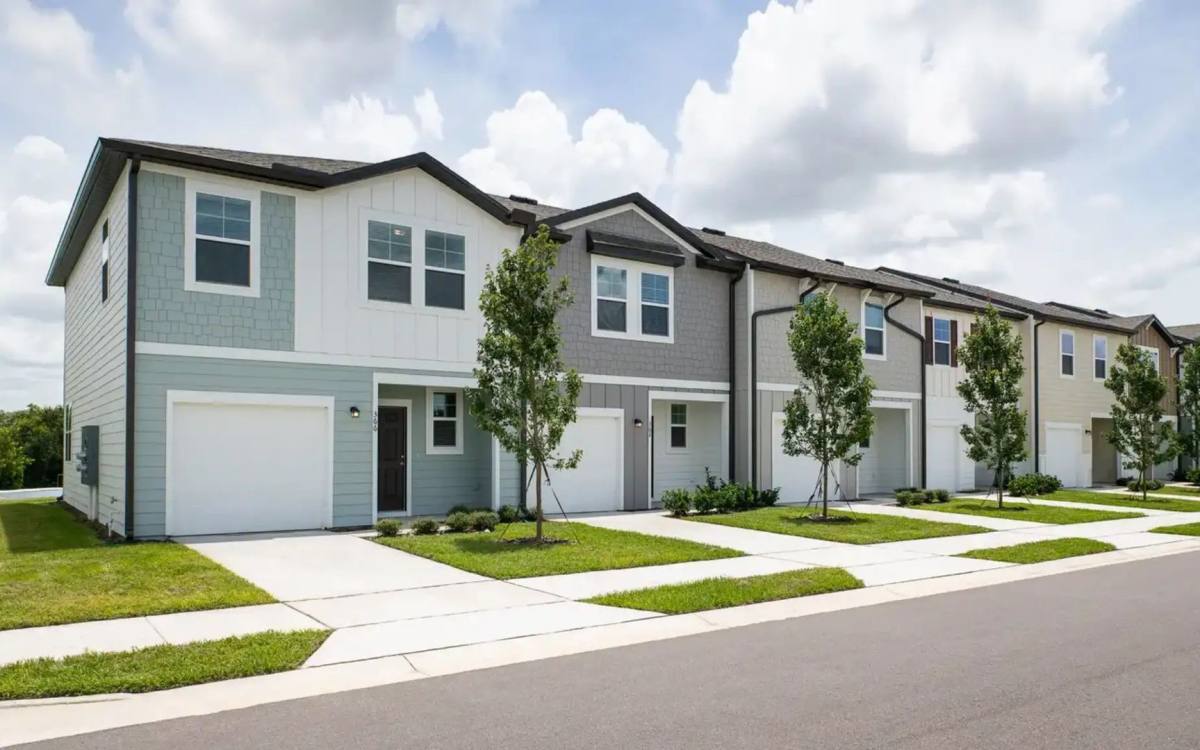 117 Mandovi St, Davenport, FL 33837 - Townhouse for Rent - Image 1