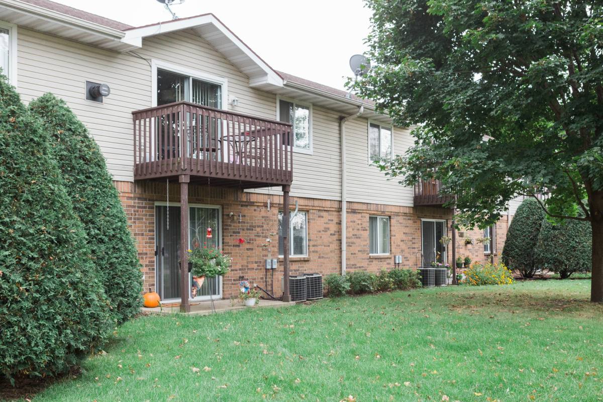 Apartment for rent at 2900, 2906 Kennedy Rd, Janesville, WI 53545