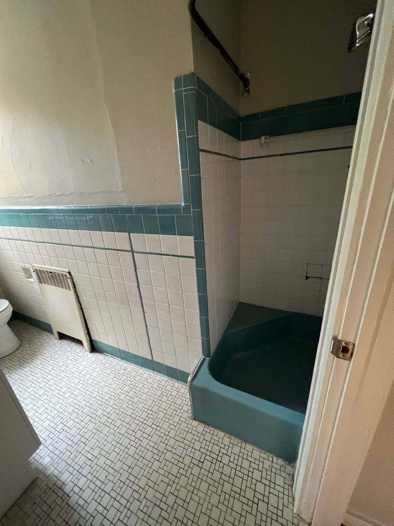 Apartment for rent at 3751 Sunrise Ave, Roanoke, VA 24012
