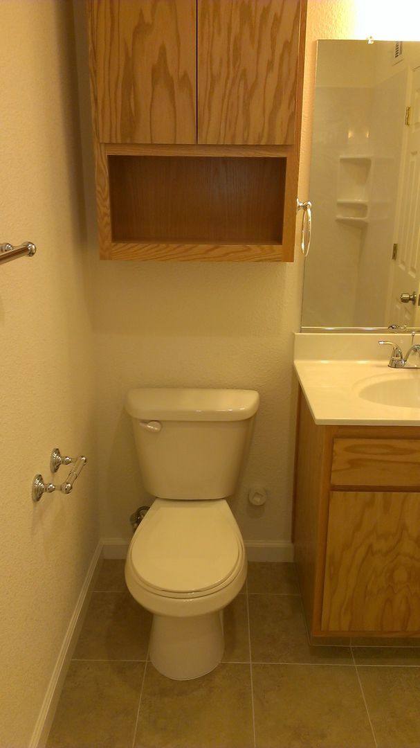 Apartment for rent at 1405 Stonewood Ave, Manteca, CA 95336