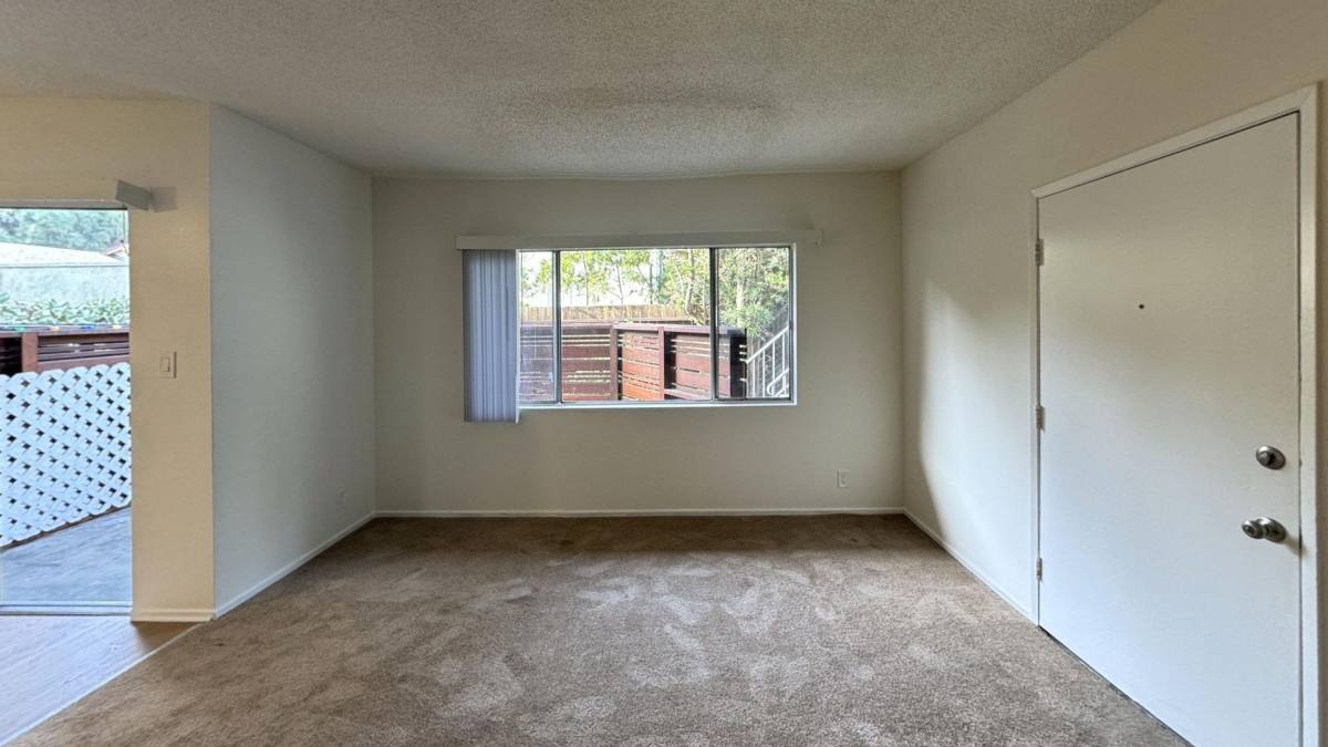 Townhouse for rent at 2014 Cloverfield #4, Santa Monica, CA 90404