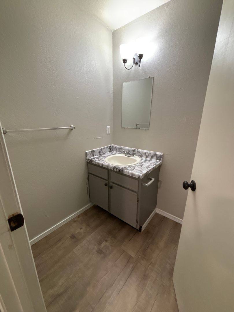 Apartment for rent at 2640 E 34th St, Joplin, MO 64804