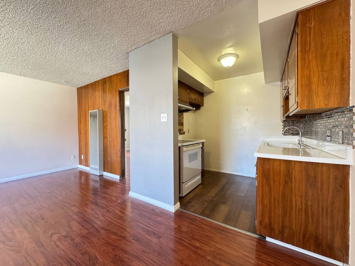 Apartment for rent at 5708 Temple City Blvd, Temple City, CA 91780