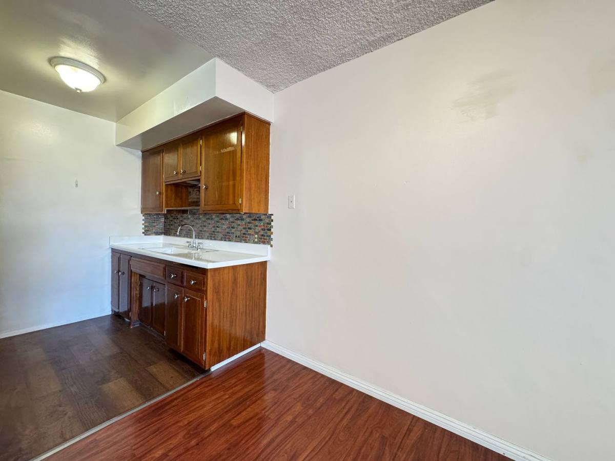 Apartment for rent at 5708 Temple City Blvd, Temple City, CA 91780