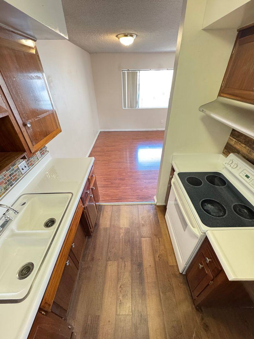 Apartment for rent at 5708 Temple City Blvd, Temple City, CA 91780