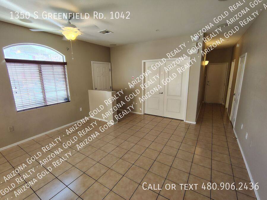 Townhouse for rent at 1350 S Greenfield Rd #1042, Mesa, AZ 85206