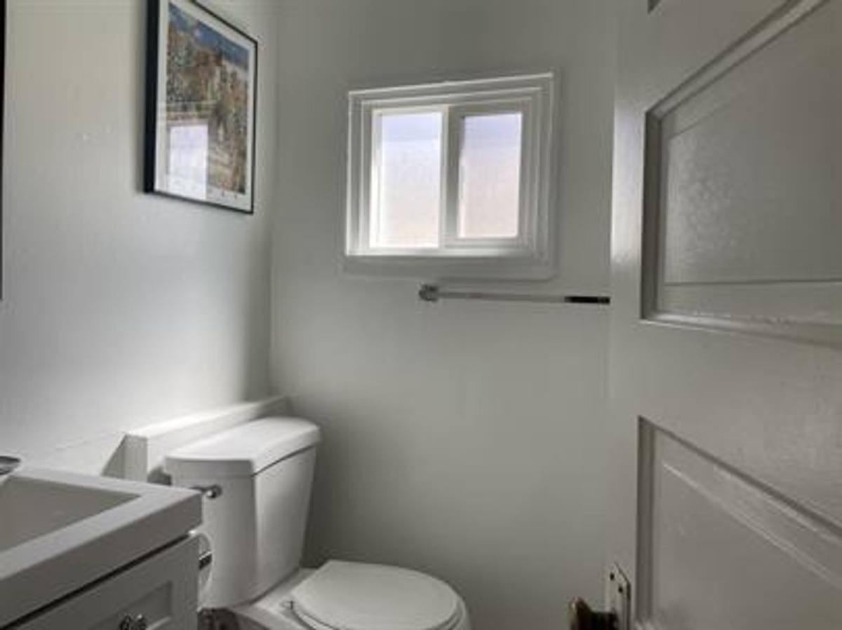 Apartment for rent at 101 S Almon St, Moscow, ID 83843