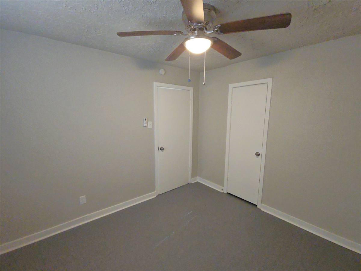 Apartment for rent at 3335 Tuam St #3, Houston, TX 77004