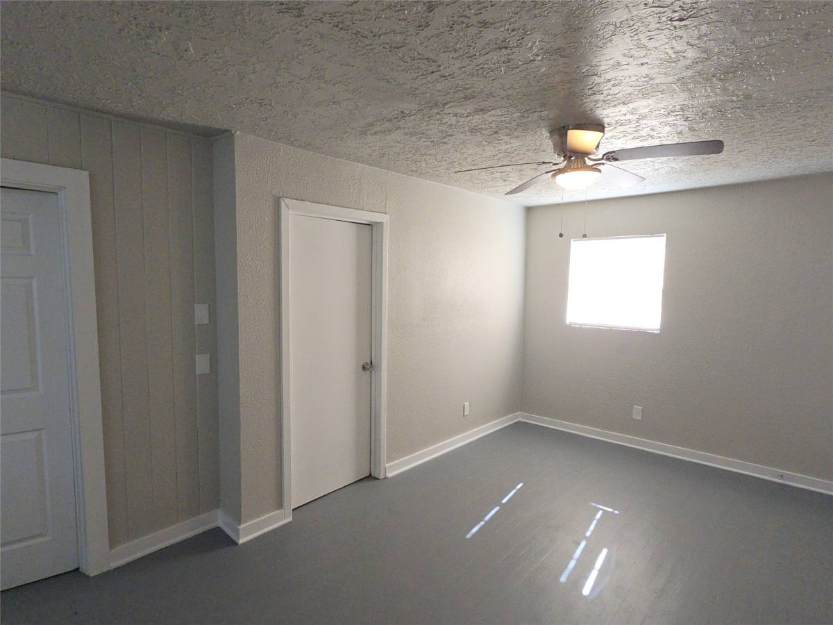 Apartment for rent at 3335 Tuam St #3, Houston, TX 77004