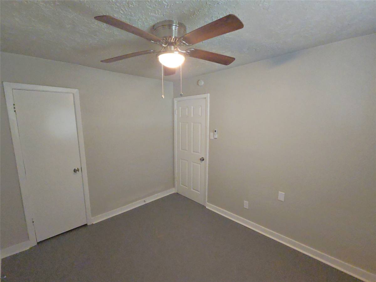 Apartment for rent at 3335 Tuam St #3, Houston, TX 77004