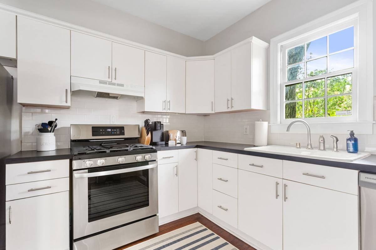 House for rent at 11 Marion St, Charleston, SC 29403