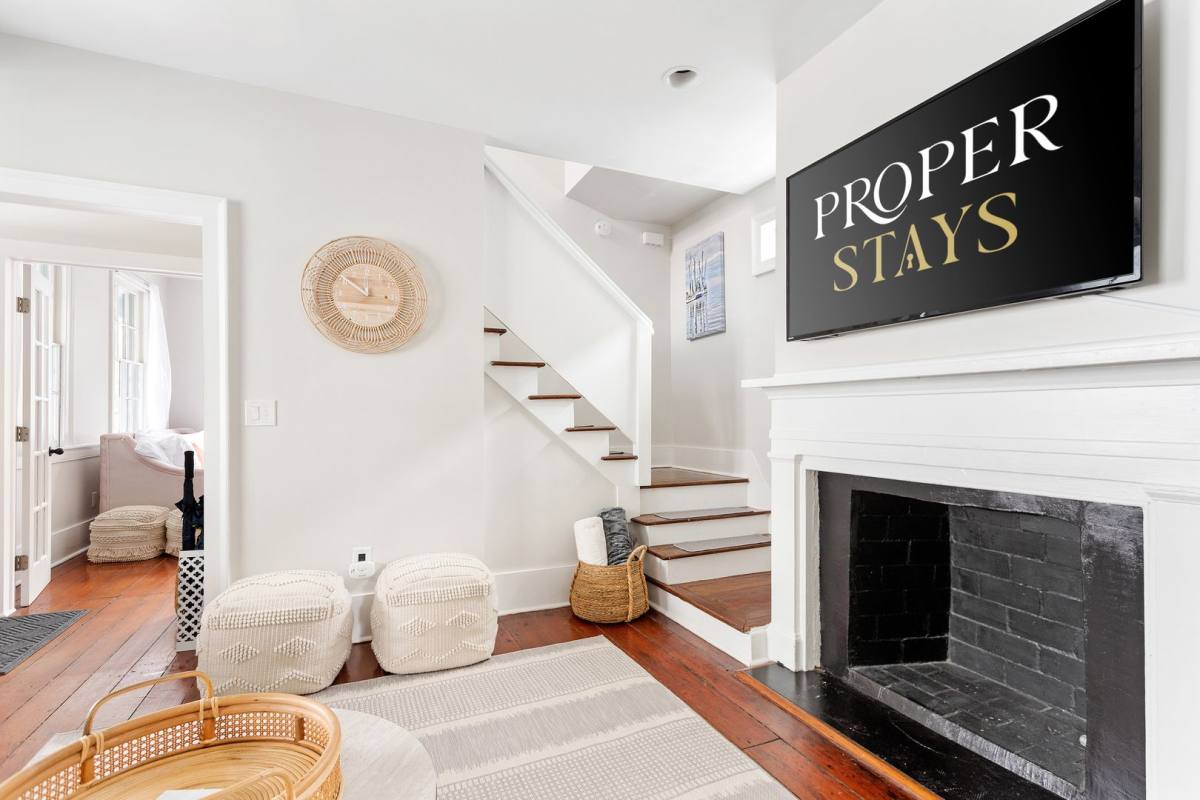 House for rent at 11 Marion St, Charleston, SC 29403
