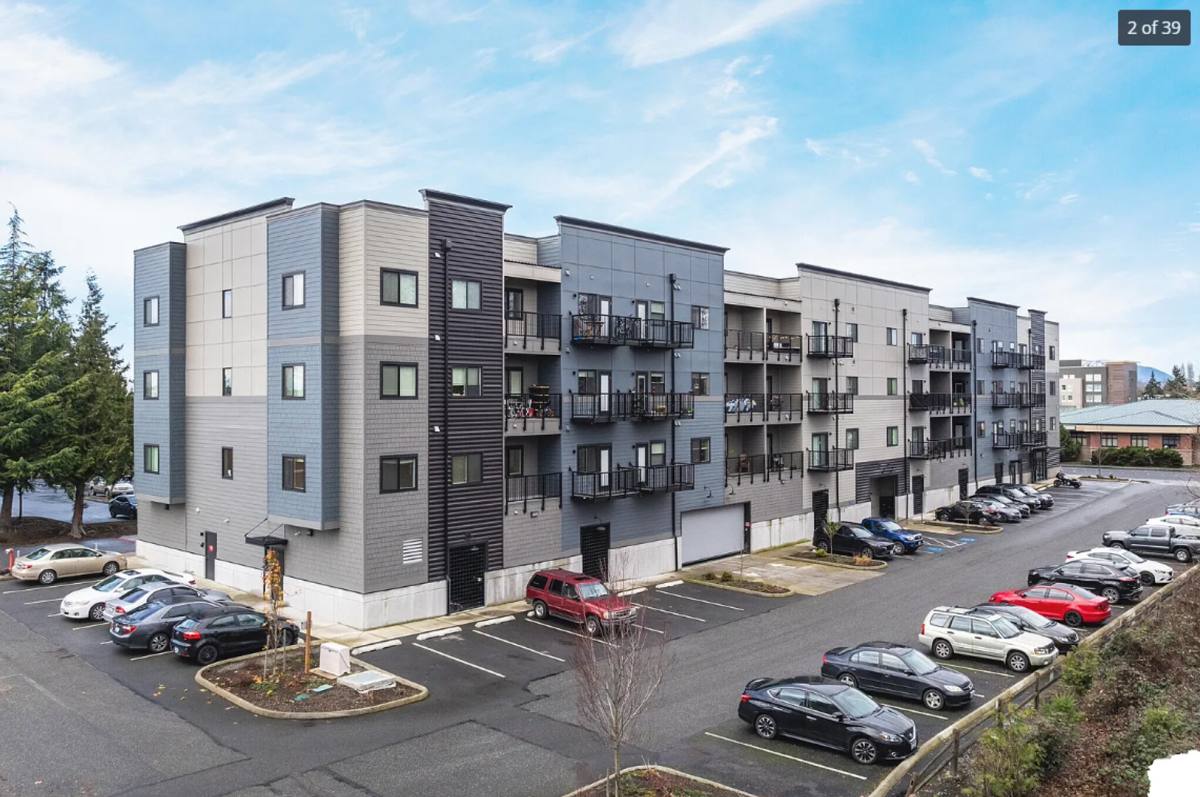 Apartment for rent at 260 E George Hopper Rd, Burlington, WA 98233
