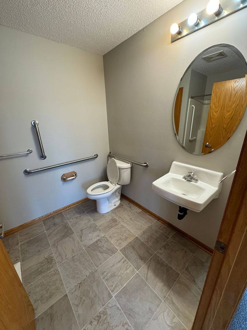 Apartment for rent at 1909 Wilcox Blvd E, Northfield, MN 55057