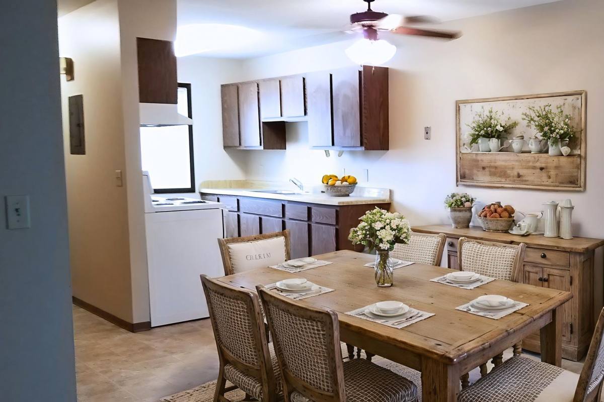 4617 S Baha Ave, Sioux Falls, SD 57106 - Townhouse For Rent - Image 2