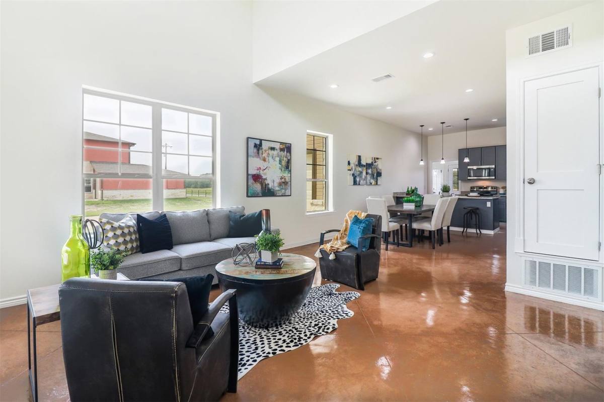 Townhouse for rent at 206 Perch Dr, Quinlan, TX 75474